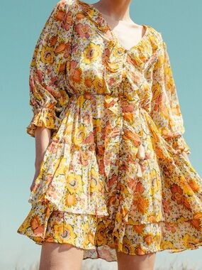 CLEOBELLA size large  Audrey Yellow Floral Tiered Mini Dress